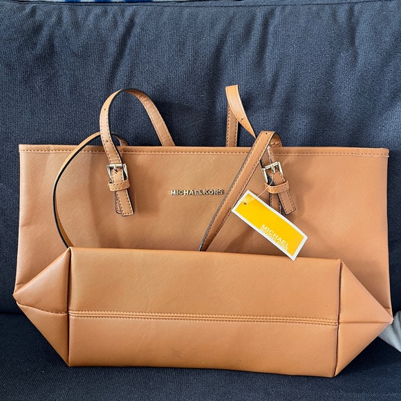Michael Kors Handbags - Michael Kors Tan Tote Bag